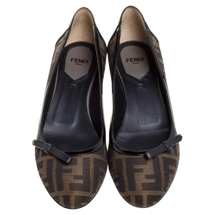 Pre Owned Fendi Brown Tobacco Zucca Canvas And Lizard Embossed Leather Bow Block Heel Pumps Size 37