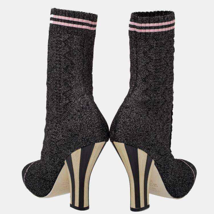 مملوكة مسبقًا Fendi Black/Silver Lurex And Knit Fabric Sock Ankle Boots Size 39