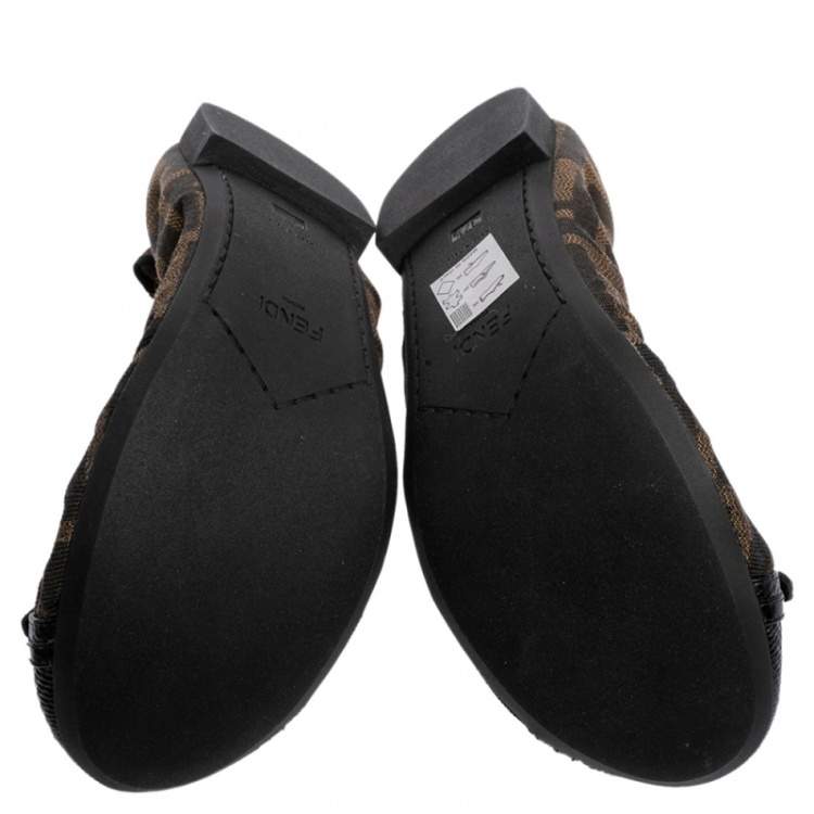 مملوكة مسبقًا Fendi Brown/Black Zucca Canvas and Leather Bow Detail Ballet Flats Size 37.5