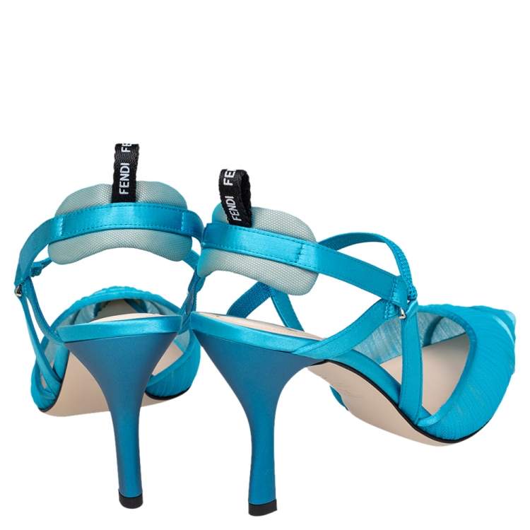 مملوكة مسبقًا Fendi Blue Tulle And Satin Colibri Lite Slingback Sandals Size 39