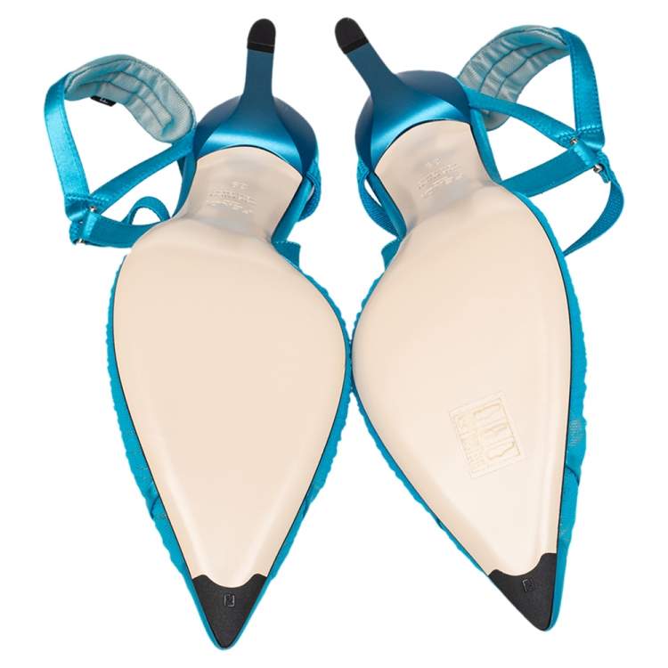 مملوكة مسبقًا Fendi Blue Tulle And Satin Colibri Lite Slingback Sandals Size 39
