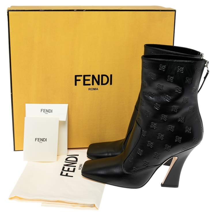 Pre Owned Fendi Black Leather FFreedom Ankle Boots Size 40