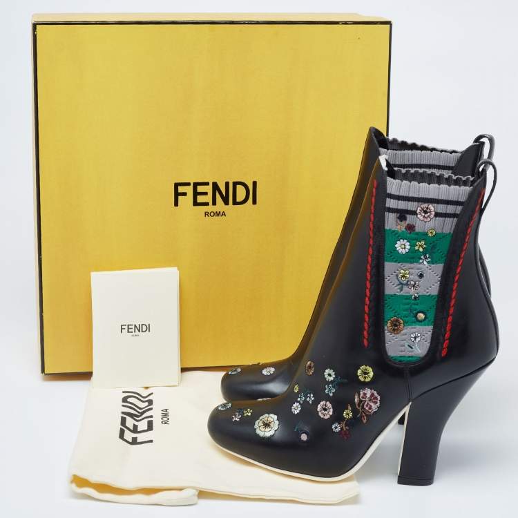 مملوكة مسبقًا Fendi Black Leather Embroidered Ankle Boots Size 38.5