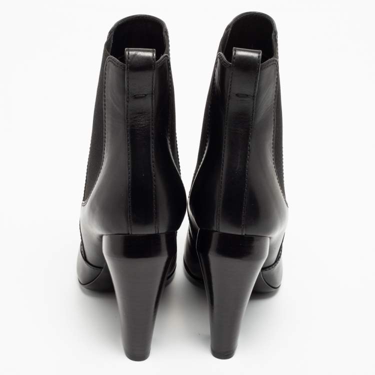 Pre Owned Fendi Black Leather Ffreedom Ankle Boots Size 38.5