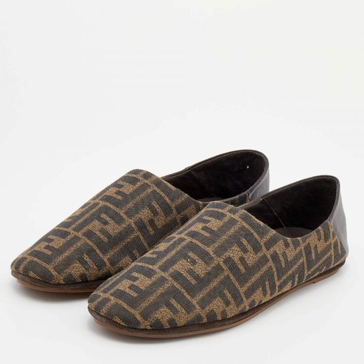 Pre Owned Fendi Brown Zucca Canvas and Leather FF Motif Flats Size 41