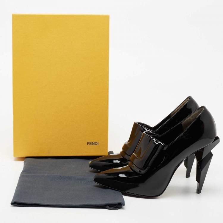 مملوكة مسبقًا Fendi Black Patent Leather Diamond Heel Pointed Toe Ankle Booties Size 38.5