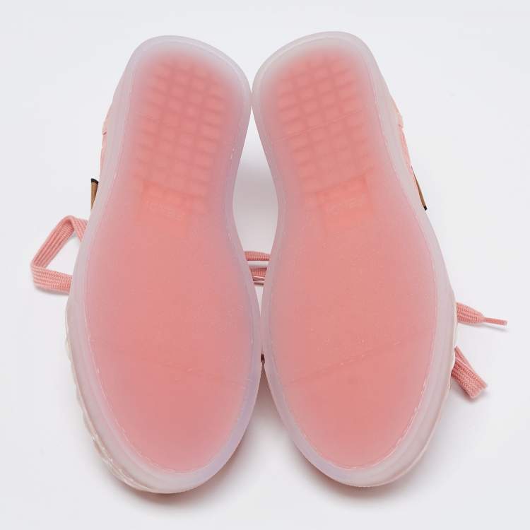 مملوكة مسبقًا Fendi Pink Canvas And PVC FF Logo Low-Top Sneakers Size 38