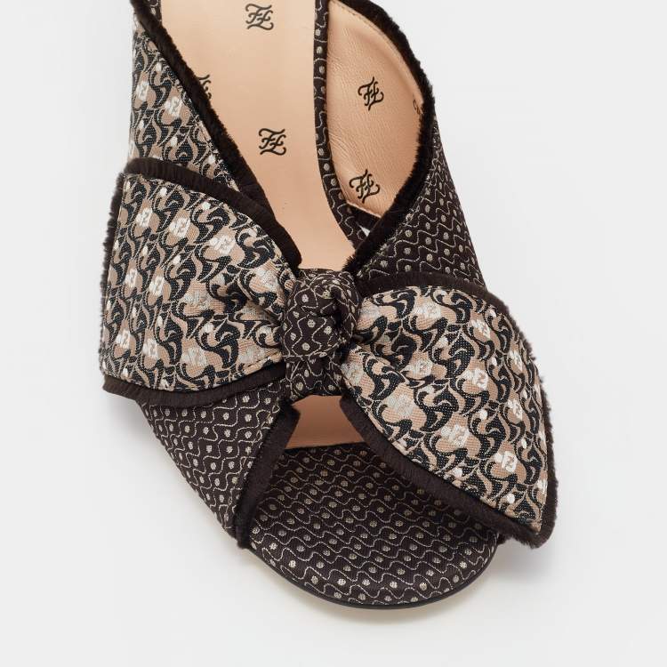 Pre Owned Fendi Brown Fabric Knotted Slide Sandals Size 38.5