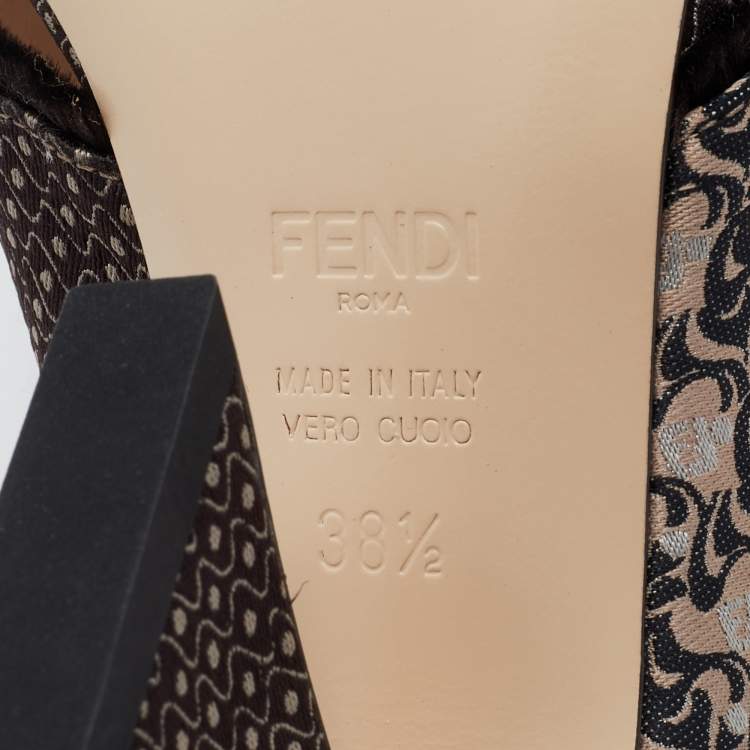 Pre Owned Fendi Brown Fabric Knotted Slide Sandals Size 38.5