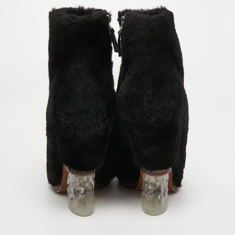 Pre Owned Fendi Black Fur Ankle Boots Size 39