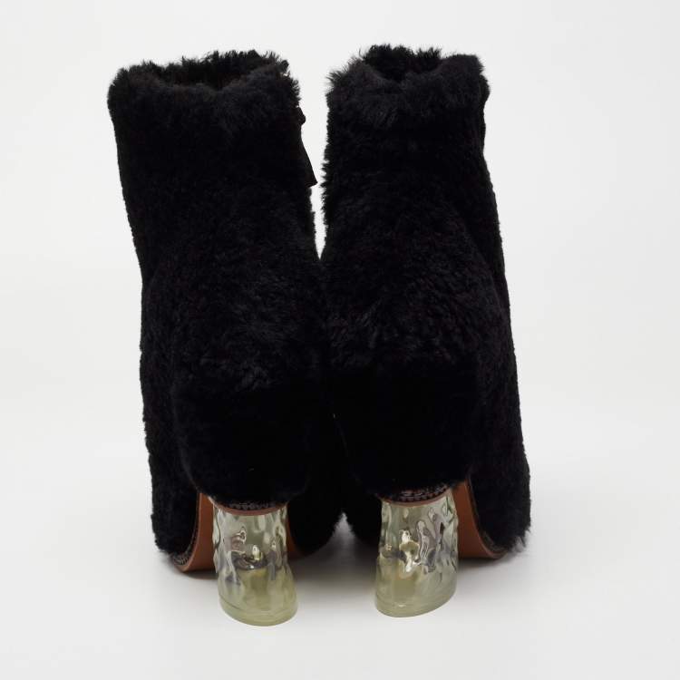 مملوكة مسبقًا Fendi Black Fur Ice Heel Ankle Boots Size 36