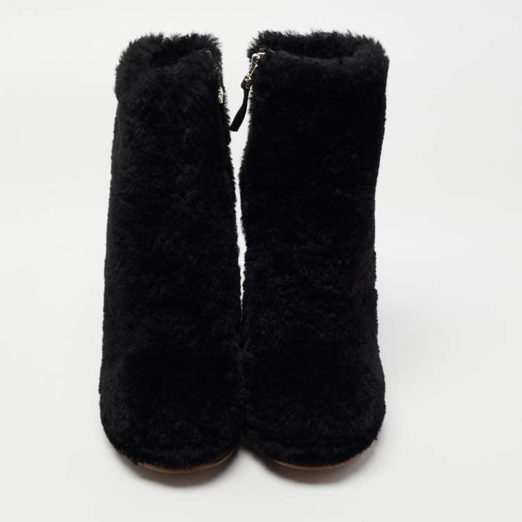 مملوكة مسبقًا Fendi Black Fur Ice Heel Ankle Boots Size 36