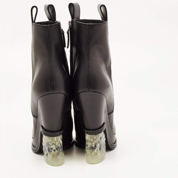 Pre Owned Fendi Navy Black Leather Ffreedom Wedge Ankle Boots Size 40