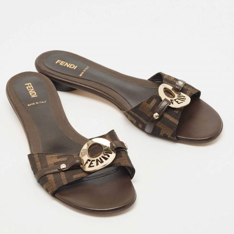 Pre Owned Fendi Tabacco Zucca Canvas and Leather Logo-Disk Flat Slide Size 39