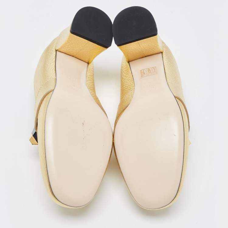 Pre Owned Fendi Gold Textured Leather Geometric Stud Loafer Pumps Size 37.5