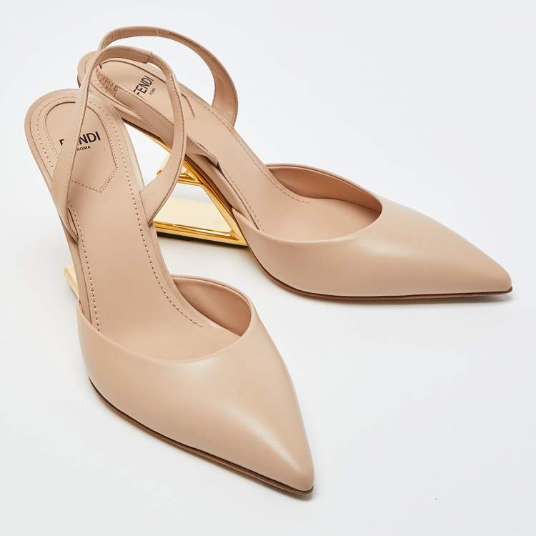 مملوكة مسبقًا Fendi Beige Leather Fendi First Slide Sandals Size 38