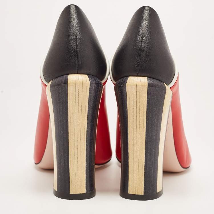 مملوكة مسبقًا Fendi Tricolor Leather Scallop Lined Peep Toe Pumps Size 37.5