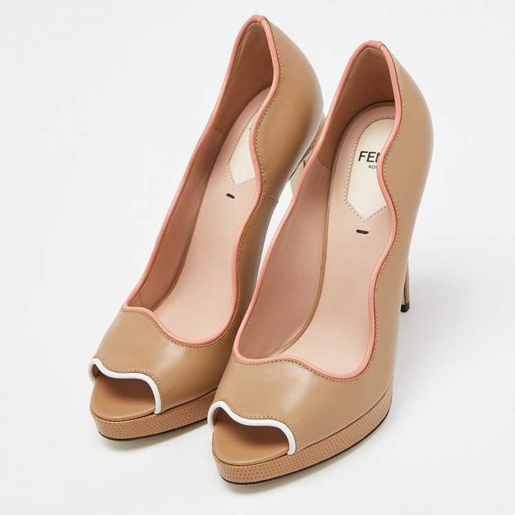 Pre Owned Fendi Beige Lizard Embossed and Leather Scalloped Peep Toe Platform Pumps Size 36