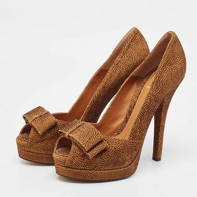 Pre Owned Fendi Brown/Black Textured Suede Bow Peep Toe Pumps Size 40