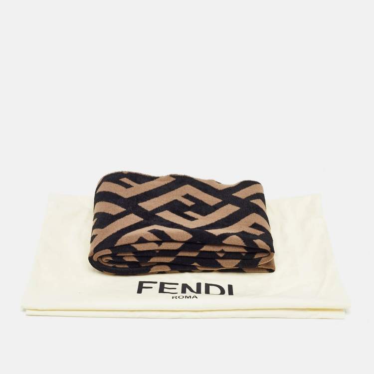 Pre Owned Fendi Brown Zucca Knit Wool Blend Shawl 