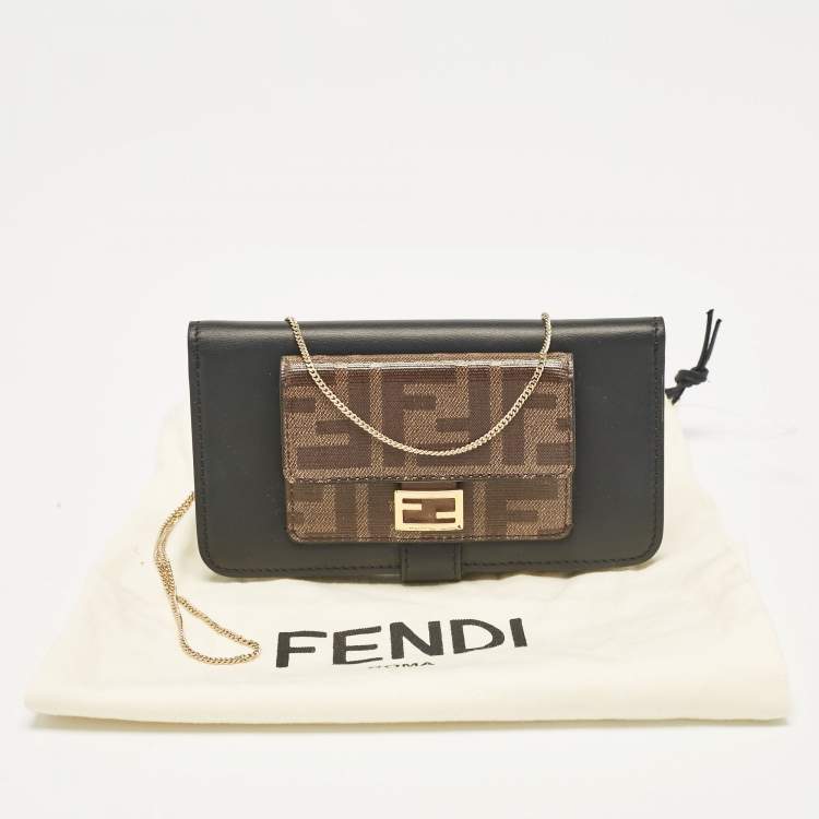 Pre Owned Fendi Black/Tobacco Leather and Zucca Coated Canvas iPhone X Cover with Chain Strap