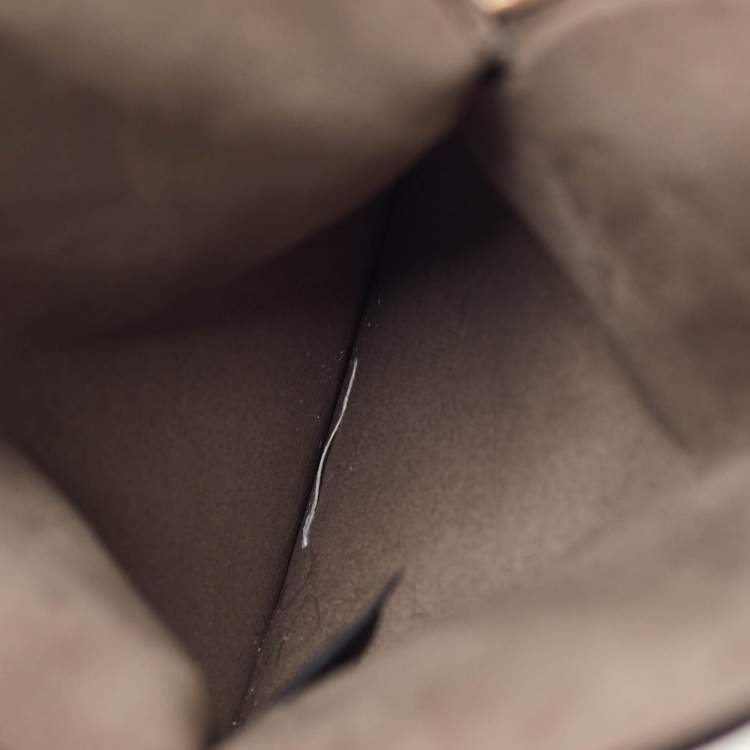 Pre Owned جراب هاتف O'Lock من فندي جلد معدني ذهبي