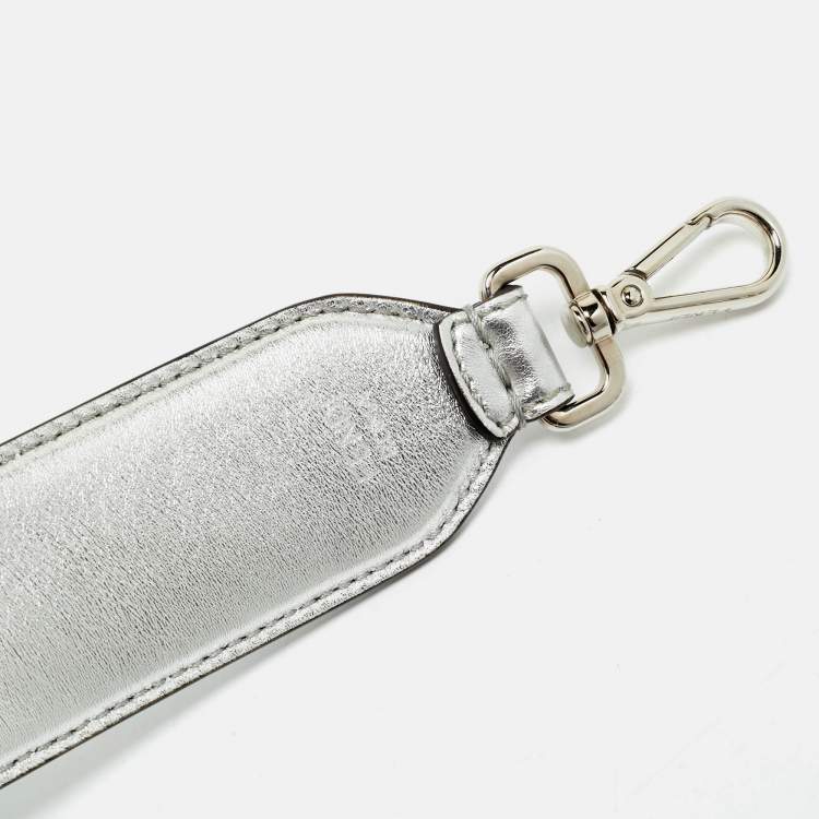 Pre Owned Fendi Silver Zucca Embossed Leather Strap You Shoulder Bag Strap