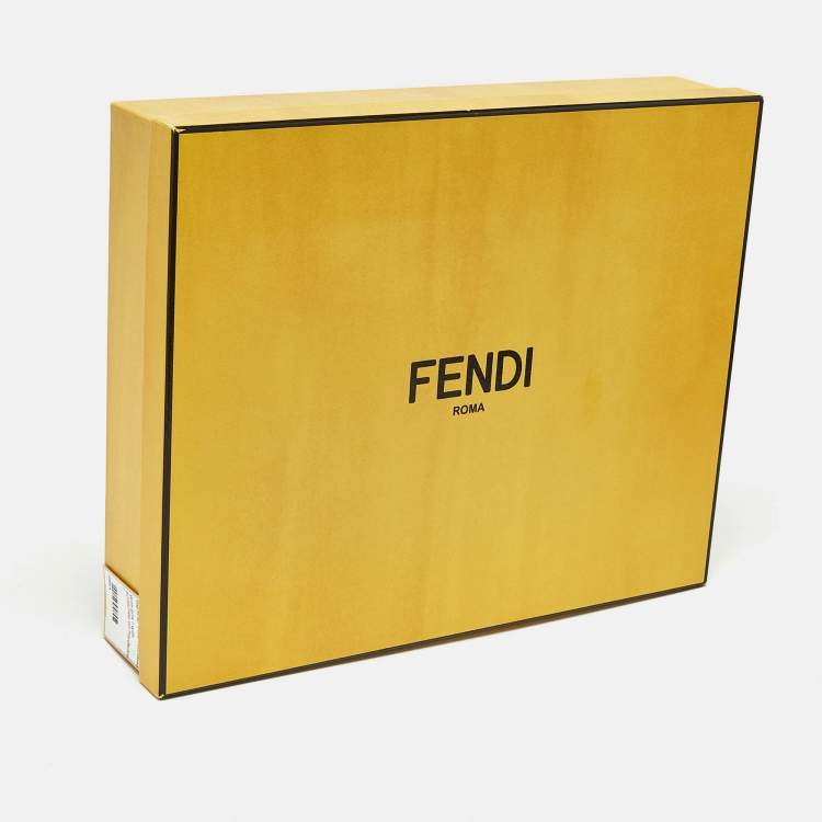 Pre Owned Fendi Silver Leather Flowerland Strap You Shoulder Bag Strap