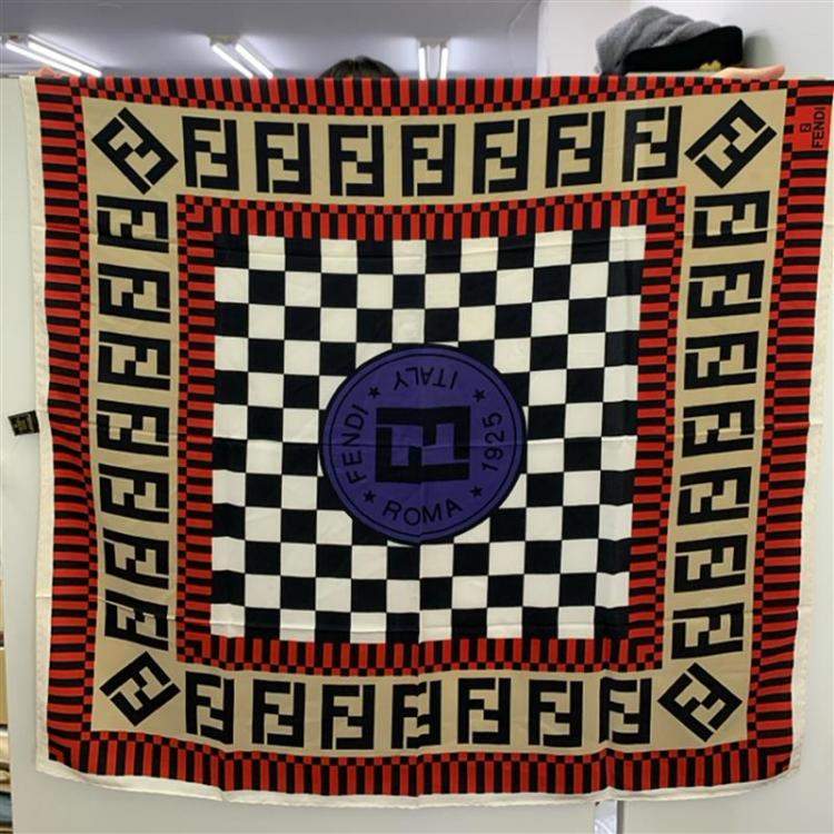 Pre Owned Fendi 90 X 90 cm Silk Checked Scarf