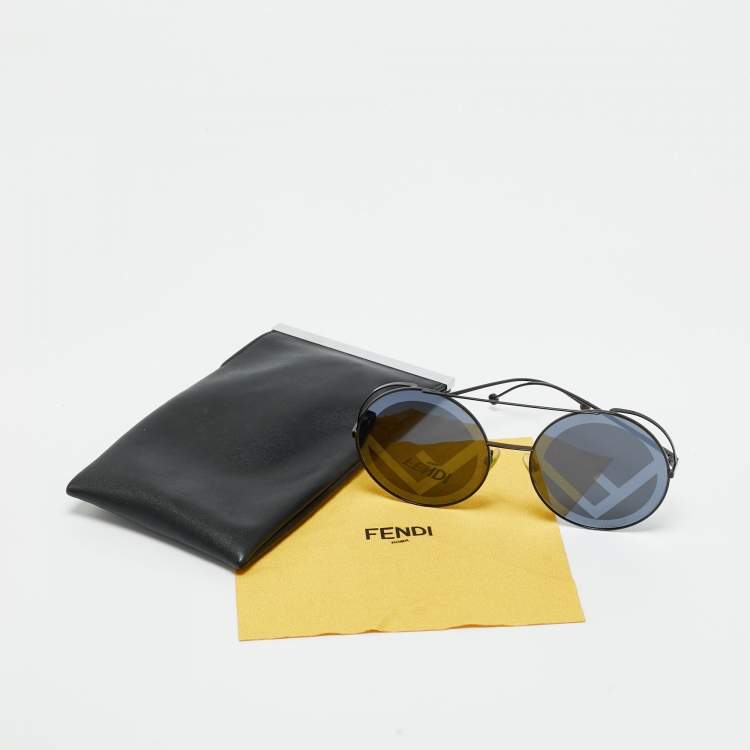 Pre Owned Fendi Black FF0285/S Round Sunglasses