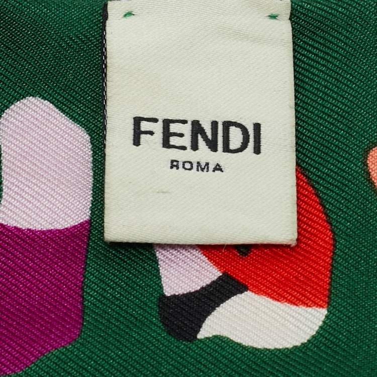 مملوكة مسبقًا Fendi Green Fendi Roma Print Silk Bandeau 