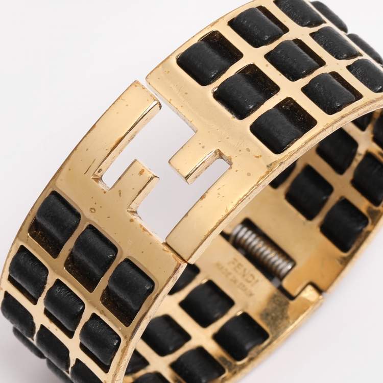 مملوكة مسبقًا Fendi FF Gold Tone Metal and Black Leather Detail Cuff Bracelet