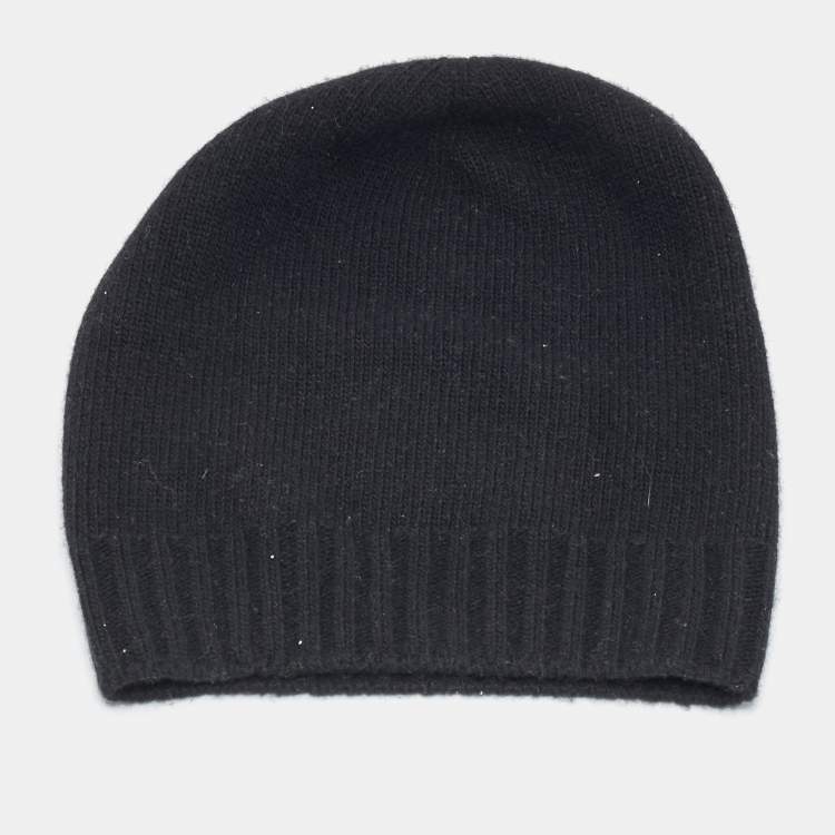 Pre Owned Fendi Black Zucca Applique Beanie One Size