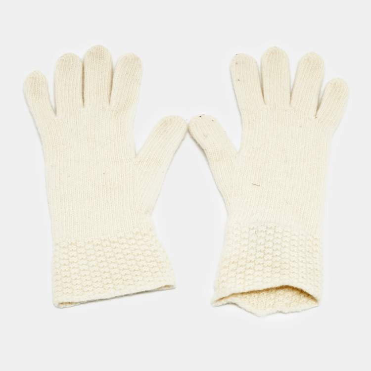مملوكة مسبقًا Fendi Cream Wool Knit Gloves S