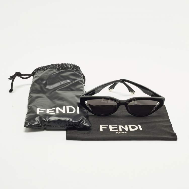 مملوكة مسبقًا Fendi Black FF4009I Cat Eye Sunglasses