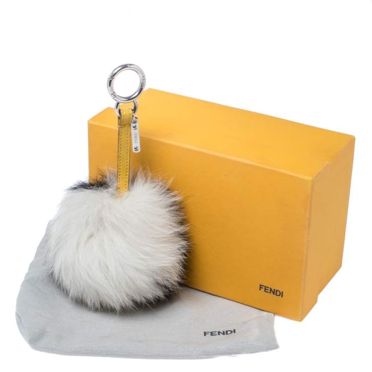 Pre Owned Fendi Monochrome Fox Fur Pom Pom Keyring/ Bag Charm