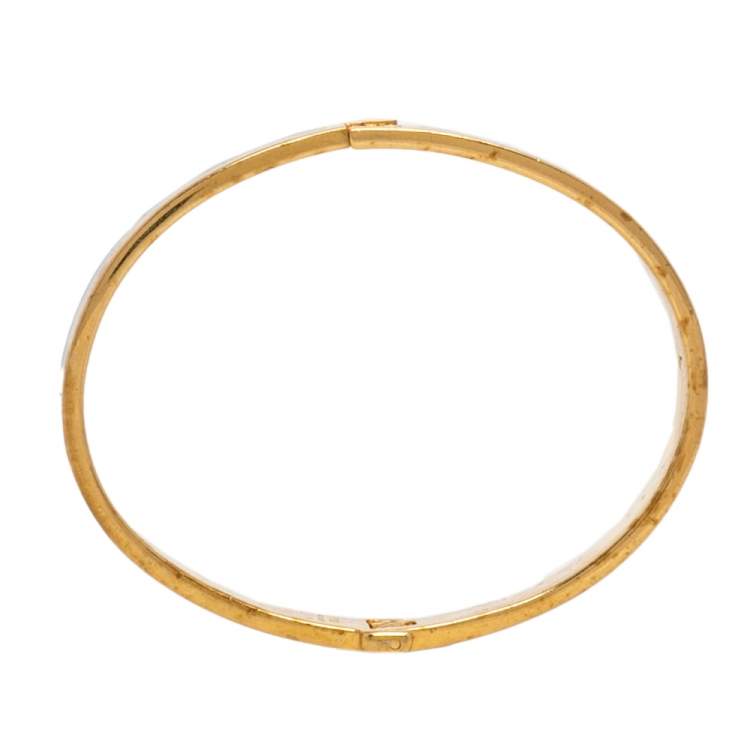 Pre Owned Fendi The Fendista Bicolor Enamel Gold Tone Bracelet L