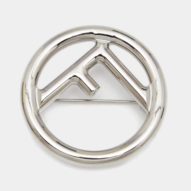 フェンディ エフイズフェンディブローチ