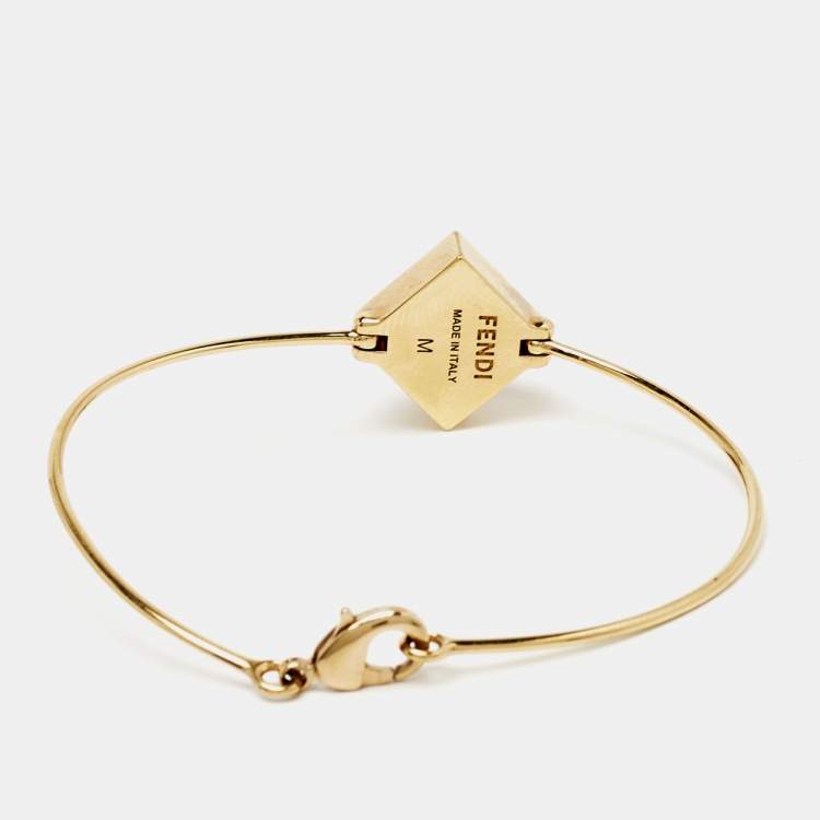 Pre Owned Fendi Resin Gold Tone Bracelet M