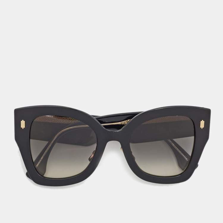Pre Owned Fendi Black FF043/G/S Square Oversized Sunglasses