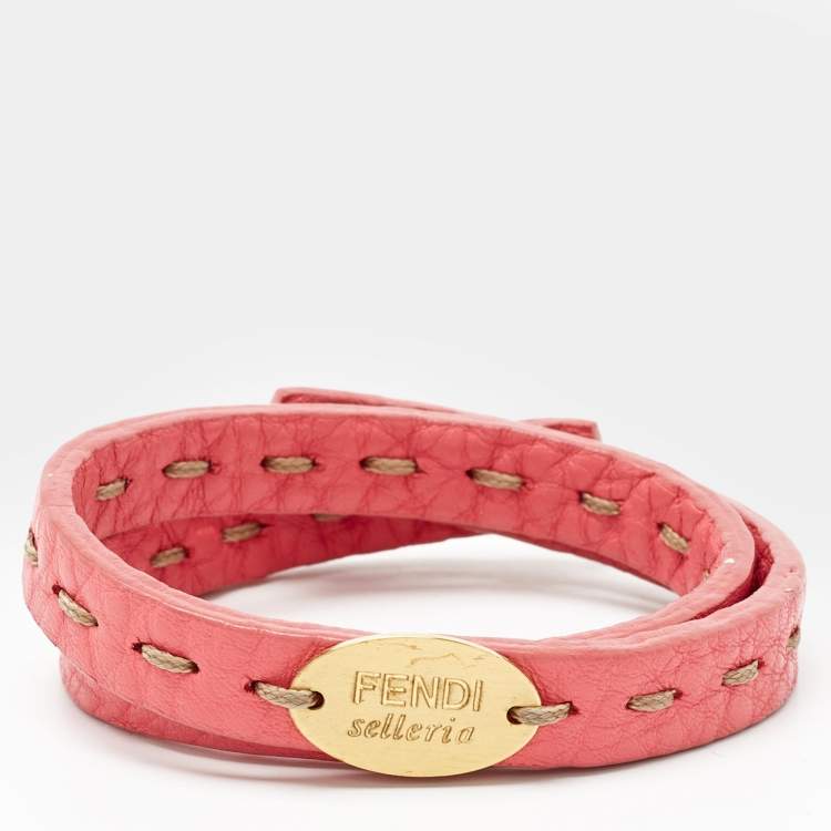 مملوكة مسبقًا Fendi Sellaria Pink Leather Gold Tone Wrap Bracelet
