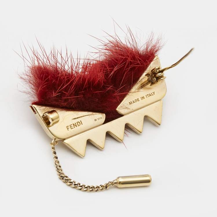 Pre Owned Fendi Wonders Burgundy Fur Embellished Gold Tone Monster Pin Brooch