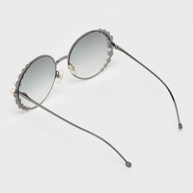 Pre Owned Fendi Black Gradient FF0295/S Pearl Round Sunglasses
