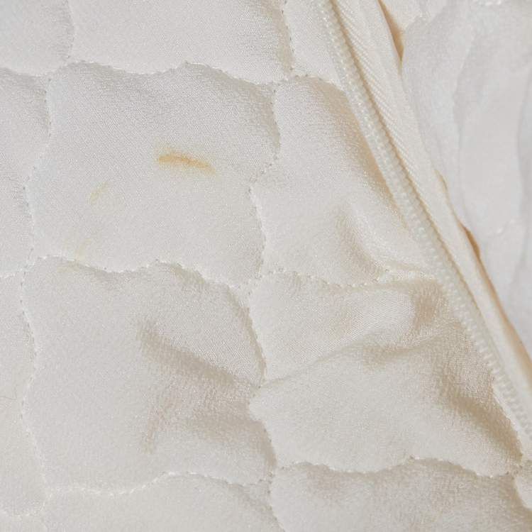 Pre Owned Fendi Off-White Quilted Silk Mini Skirt S
