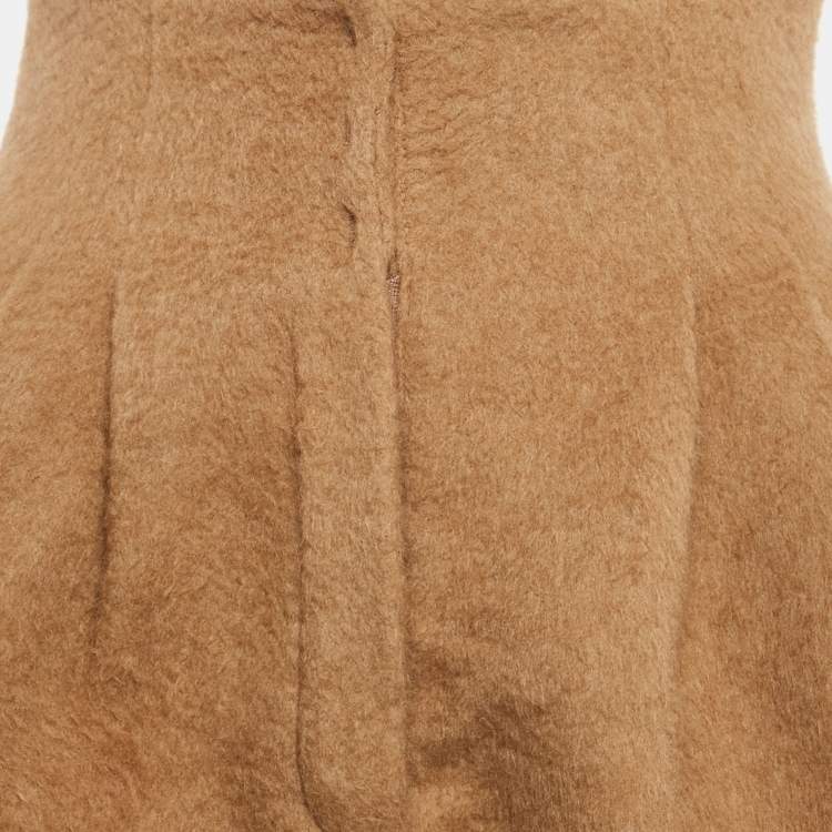 Pre Owned Fendi Beige Camel Felt Pleated Shorts S