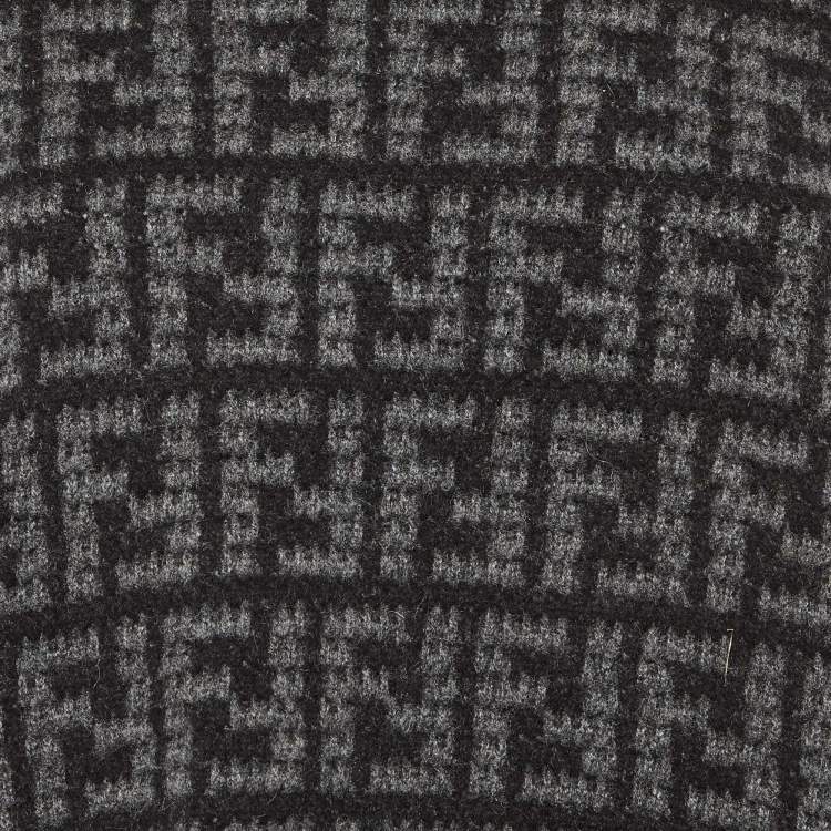 Pre Owned Fendi Grey/Black FF Monogram Cashmere Mock Neck Pullover M