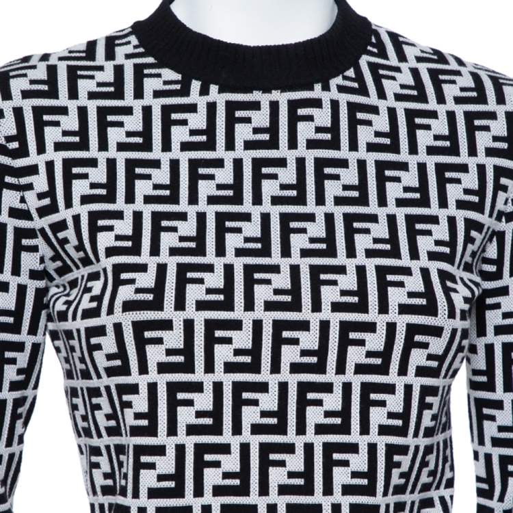 Pre Owned Fendi Monochrome Zucca Monogram Intarsia Knit Crop Top S