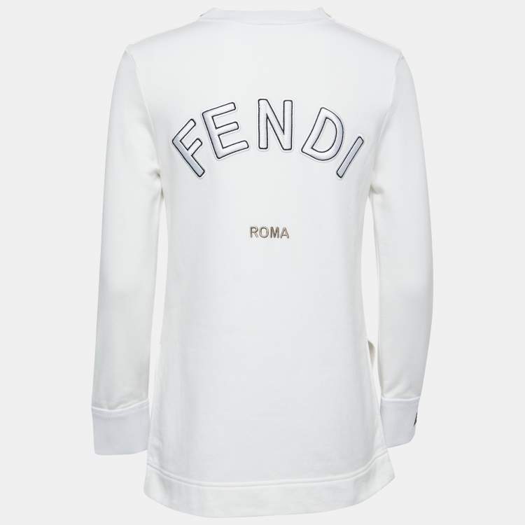 Fendi Knitted t shirt with logo pattern  Women tshirt outfit, Fendi top,  Fendi shirt women