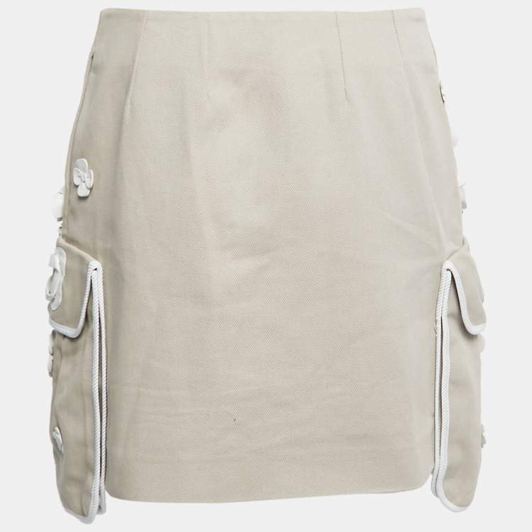 مملوكة مسبقًا Fendi Beige Cotton Floral Embellished Pocket Detail Mini Skirt S