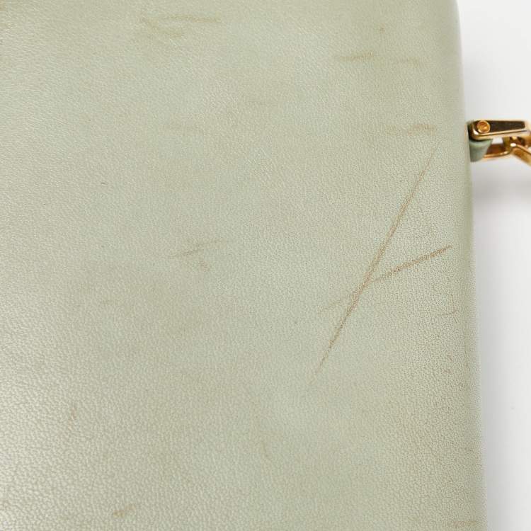 Pre Owned Fendi Mint Green Leather Mini Be Baguette Bag 
